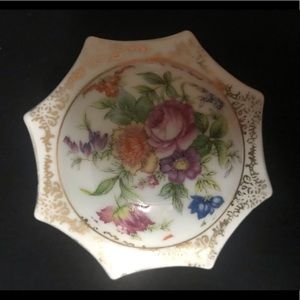 Vintage made in Japan trinket box